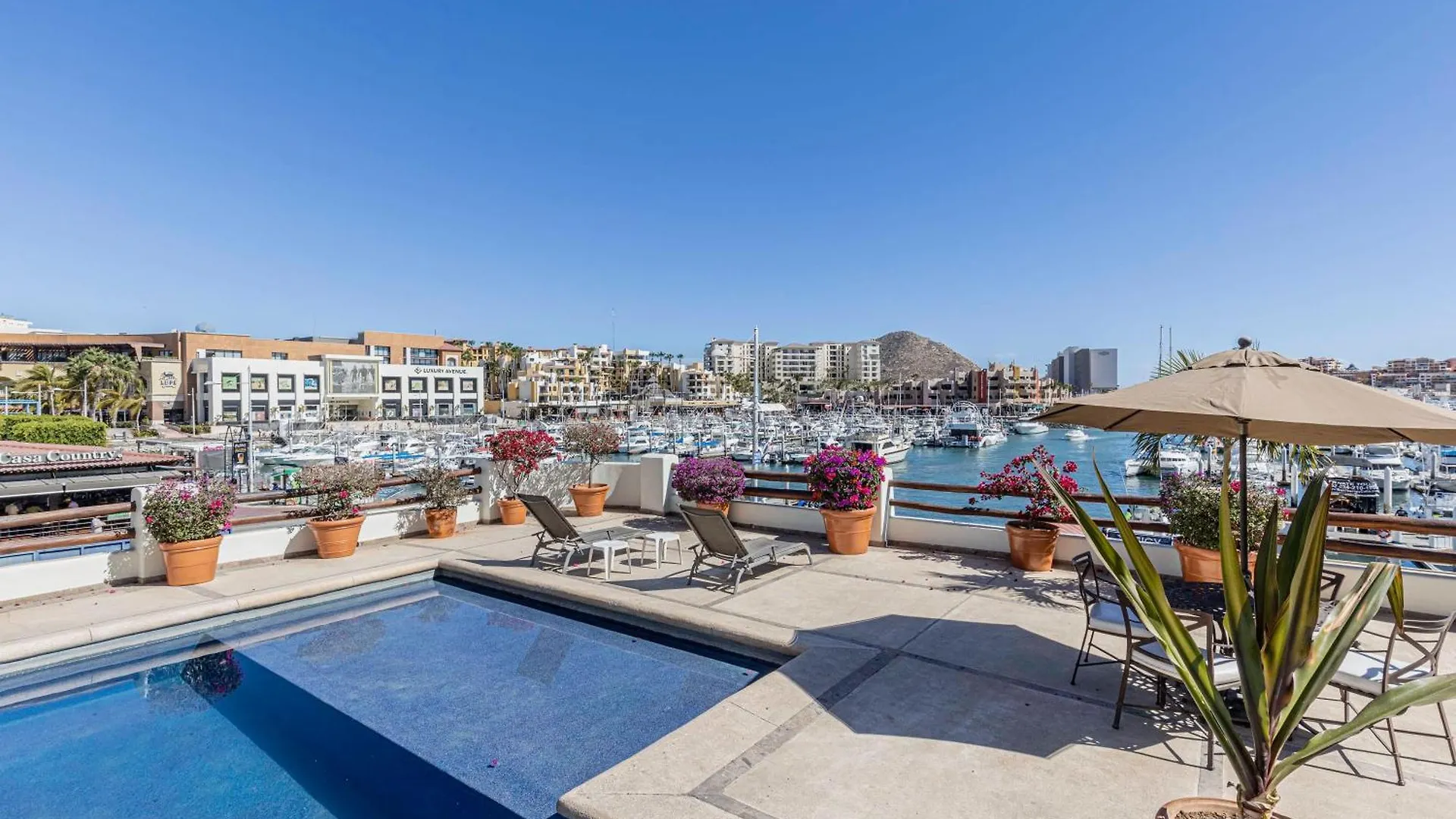 Amazing Condo Overlooking Cabo Marina Pool Access Кабо-Сан-Лукас